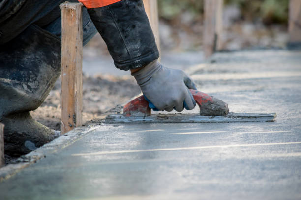 Best Concrete Sidewalk Installation in Diamondhead, MS
